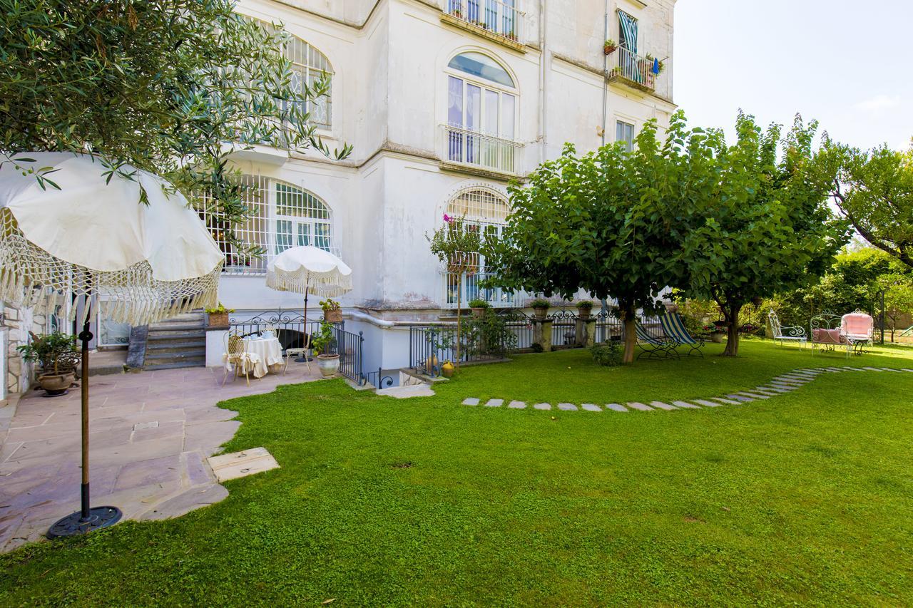 Palazzo Cacace Relais Bed & Breakfast Piano di Sorrento Bagian luar foto