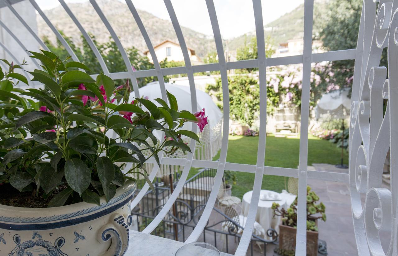 Palazzo Cacace Relais Bed & Breakfast Piano di Sorrento Bagian luar foto