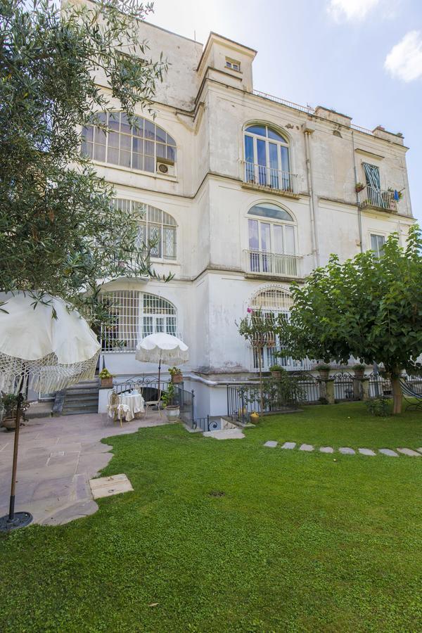 Palazzo Cacace Relais Bed & Breakfast Piano di Sorrento Bagian luar foto