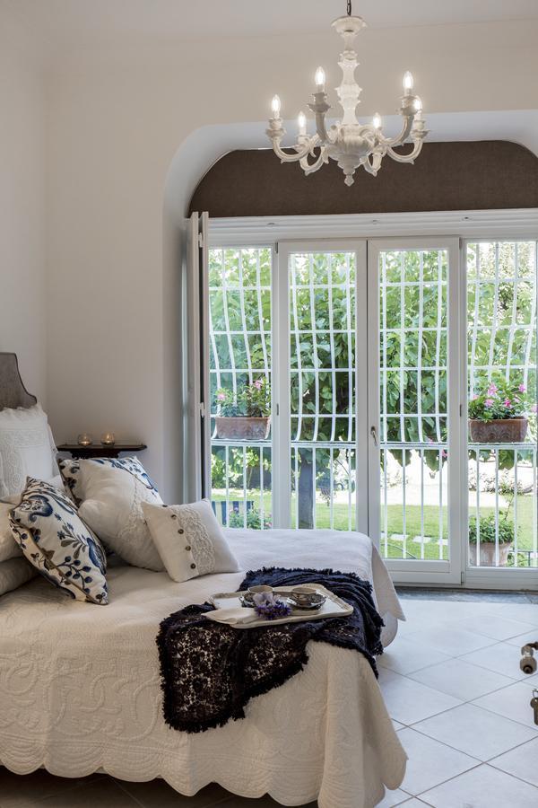 Palazzo Cacace Relais Bed & Breakfast Piano di Sorrento Bagian luar foto