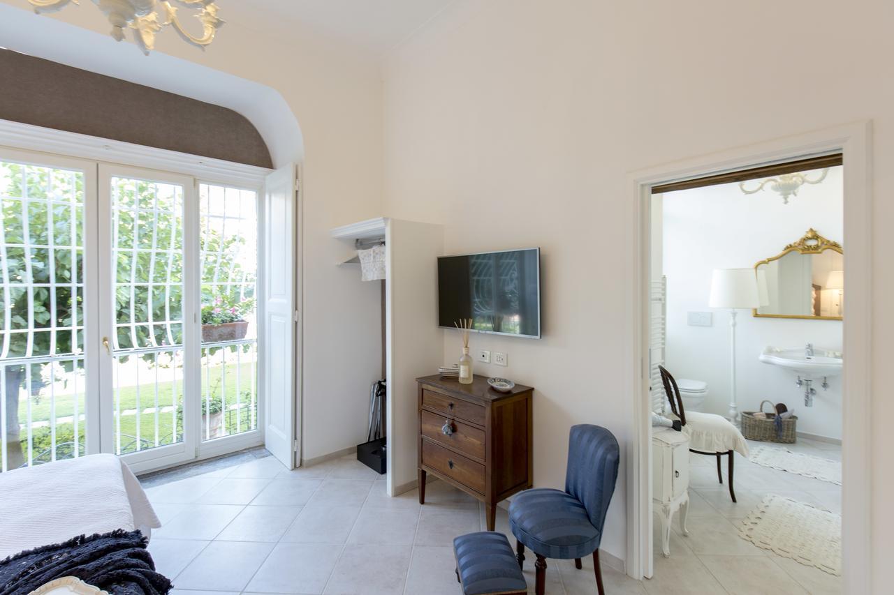 Palazzo Cacace Relais Bed & Breakfast Piano di Sorrento Bagian luar foto